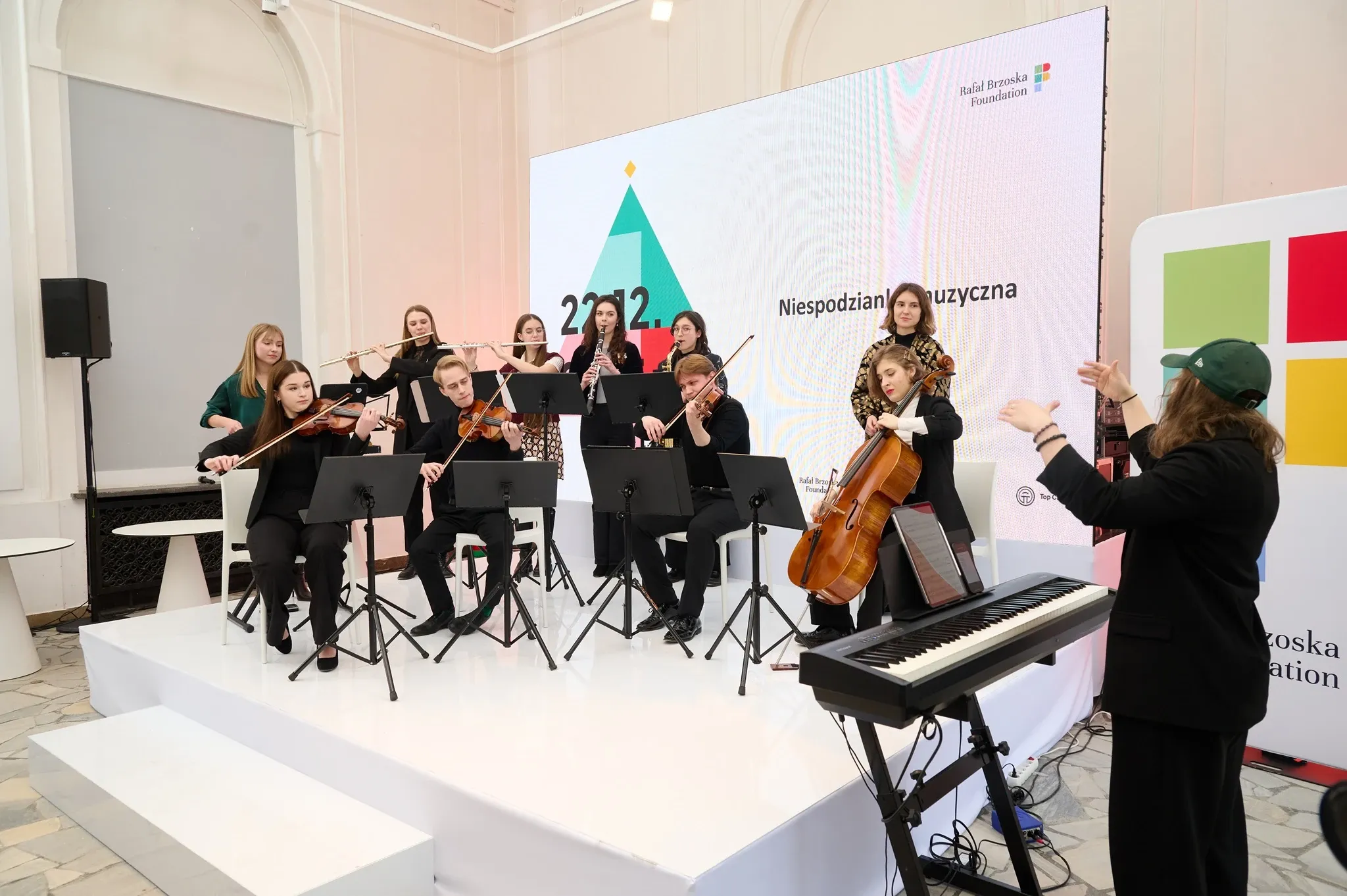 Część artystyczna przygotowana przez stypendystów i alumnów Rafał Brzoska Foundation